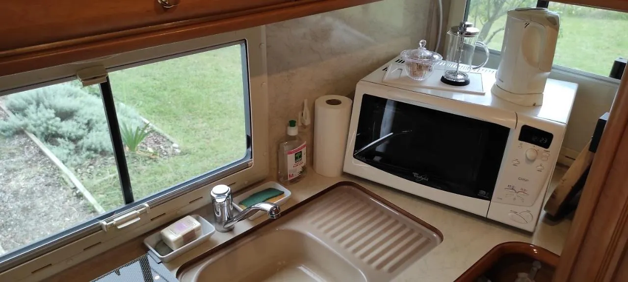 ラグジュアリーテント Charmant Camping-Car A La Campagne Labessiere-Candeil